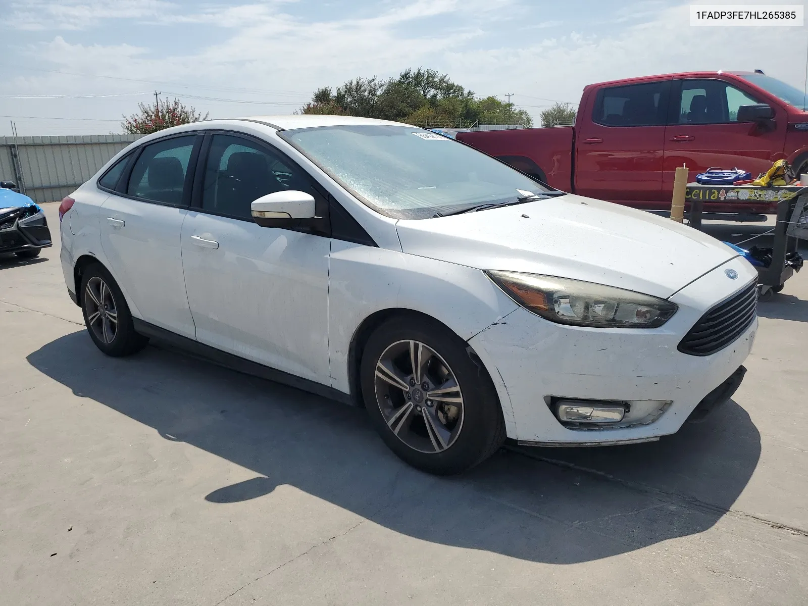 2017 Ford Focus Se VIN: 1FADP3FE7HL265385 Lot: 68499474