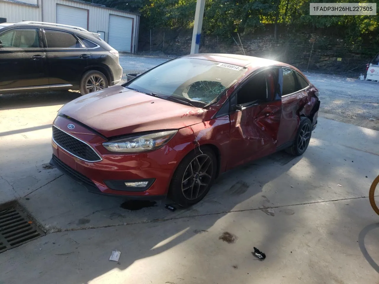 2017 Ford Focus Sel VIN: 1FADP3H26HL227505 Lot: 69289914