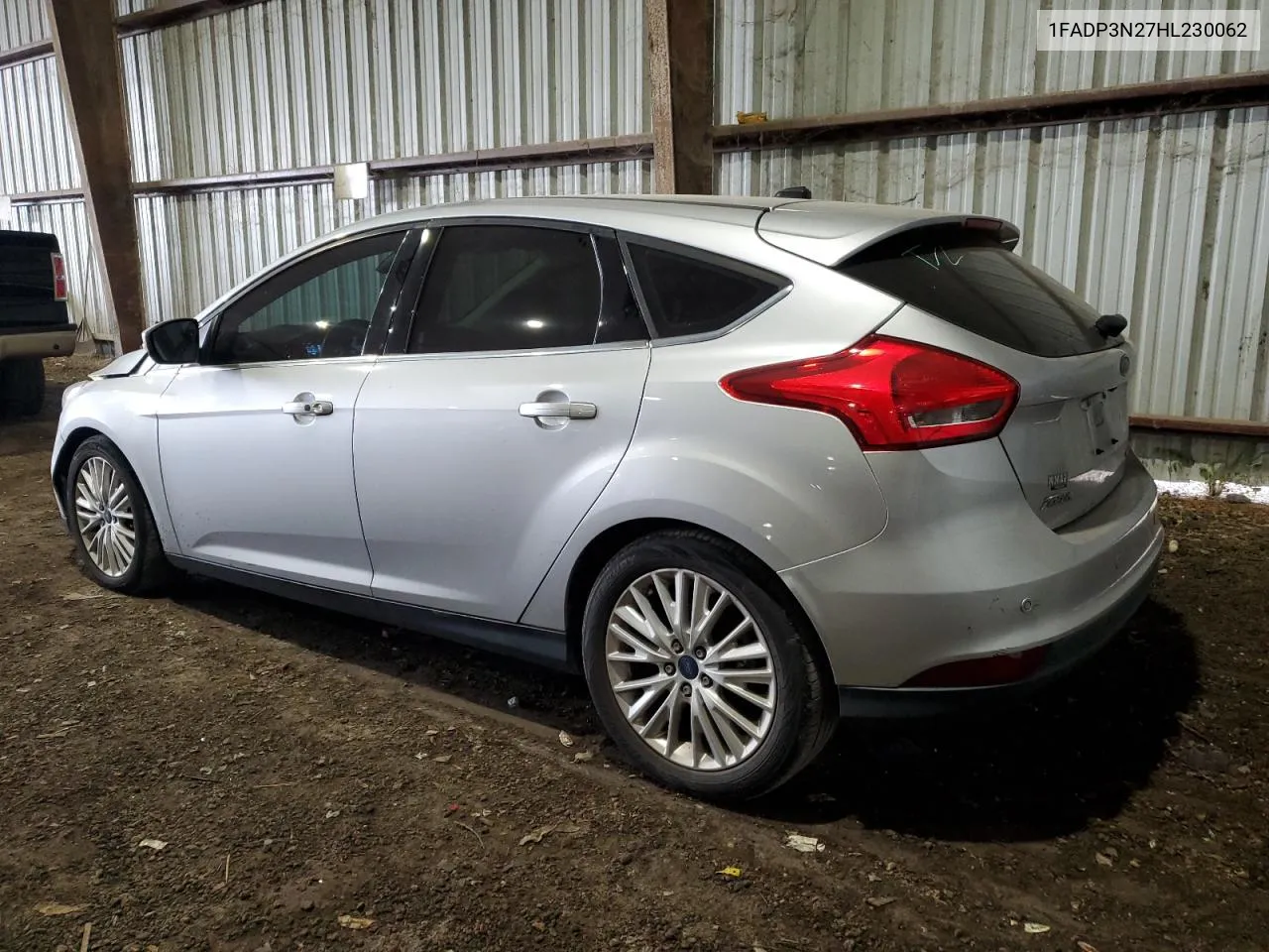 1FADP3N27HL230062 2017 Ford Focus Titanium