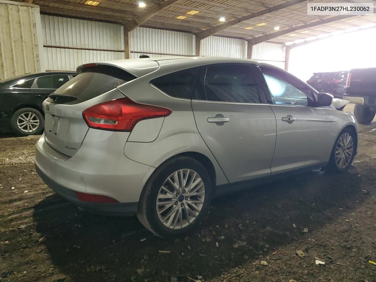 1FADP3N27HL230062 2017 Ford Focus Titanium