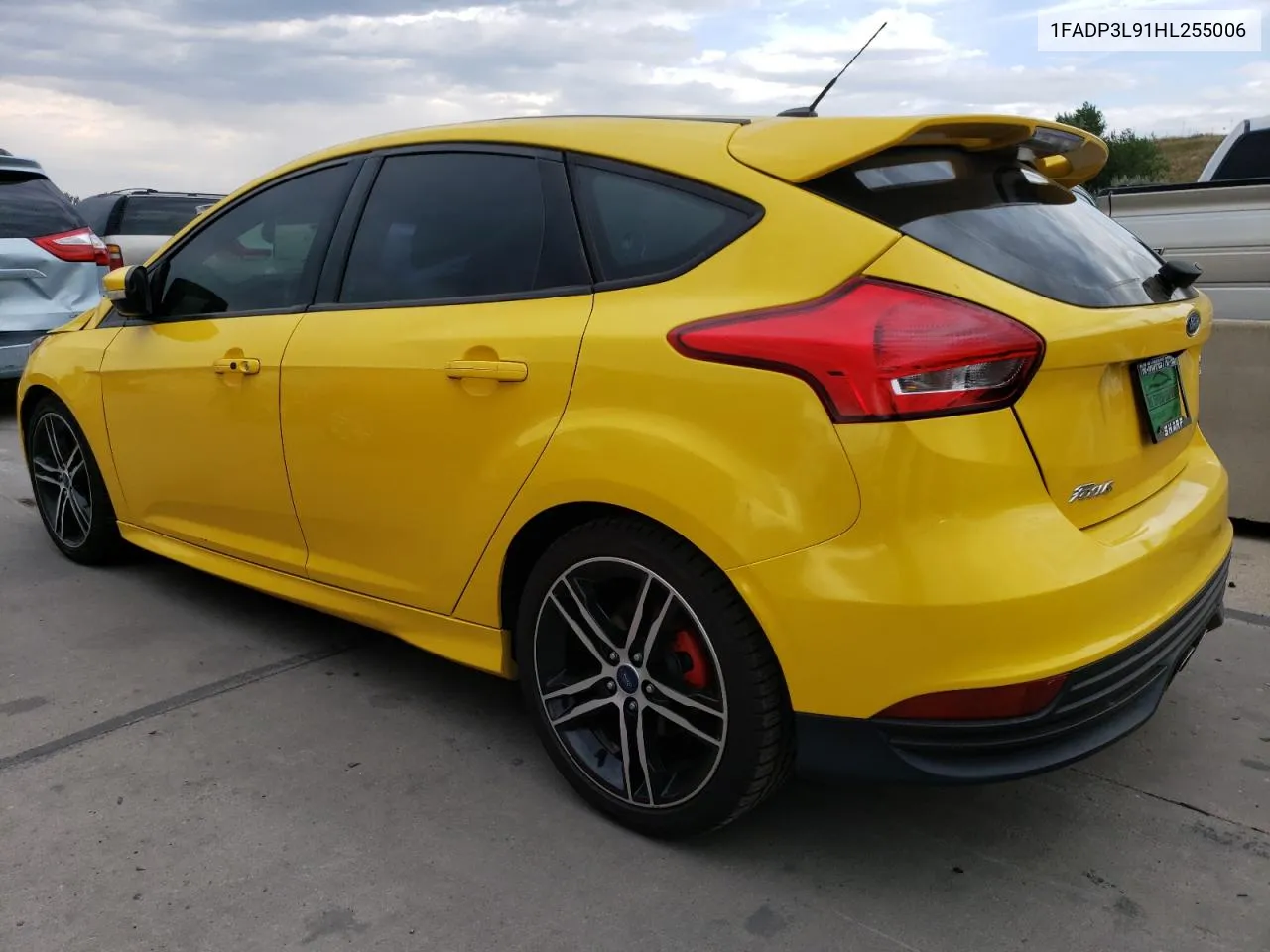 1FADP3L91HL255006 2017 Ford Focus St