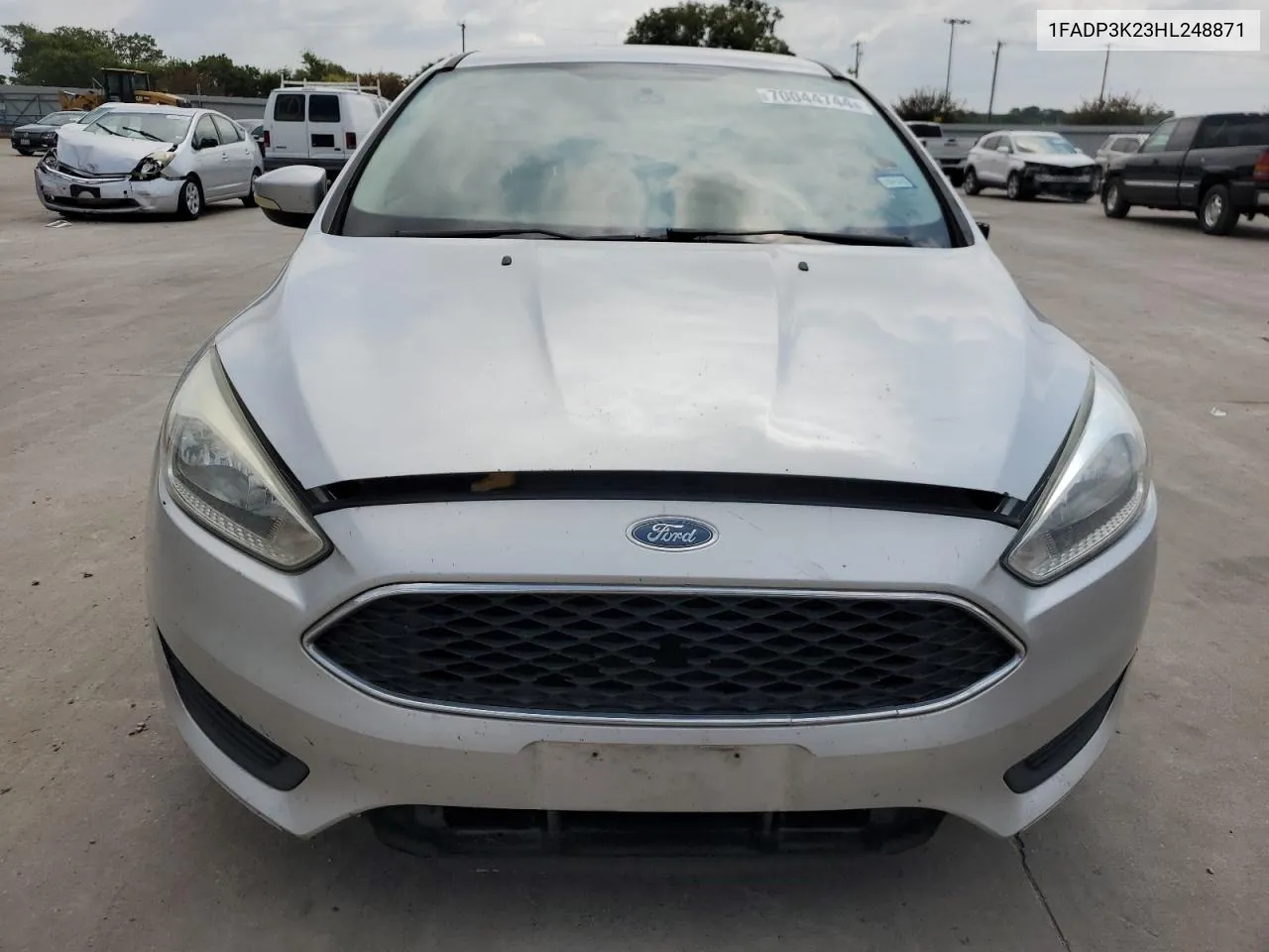 2017 Ford Focus Se VIN: 1FADP3K23HL248871 Lot: 70044744