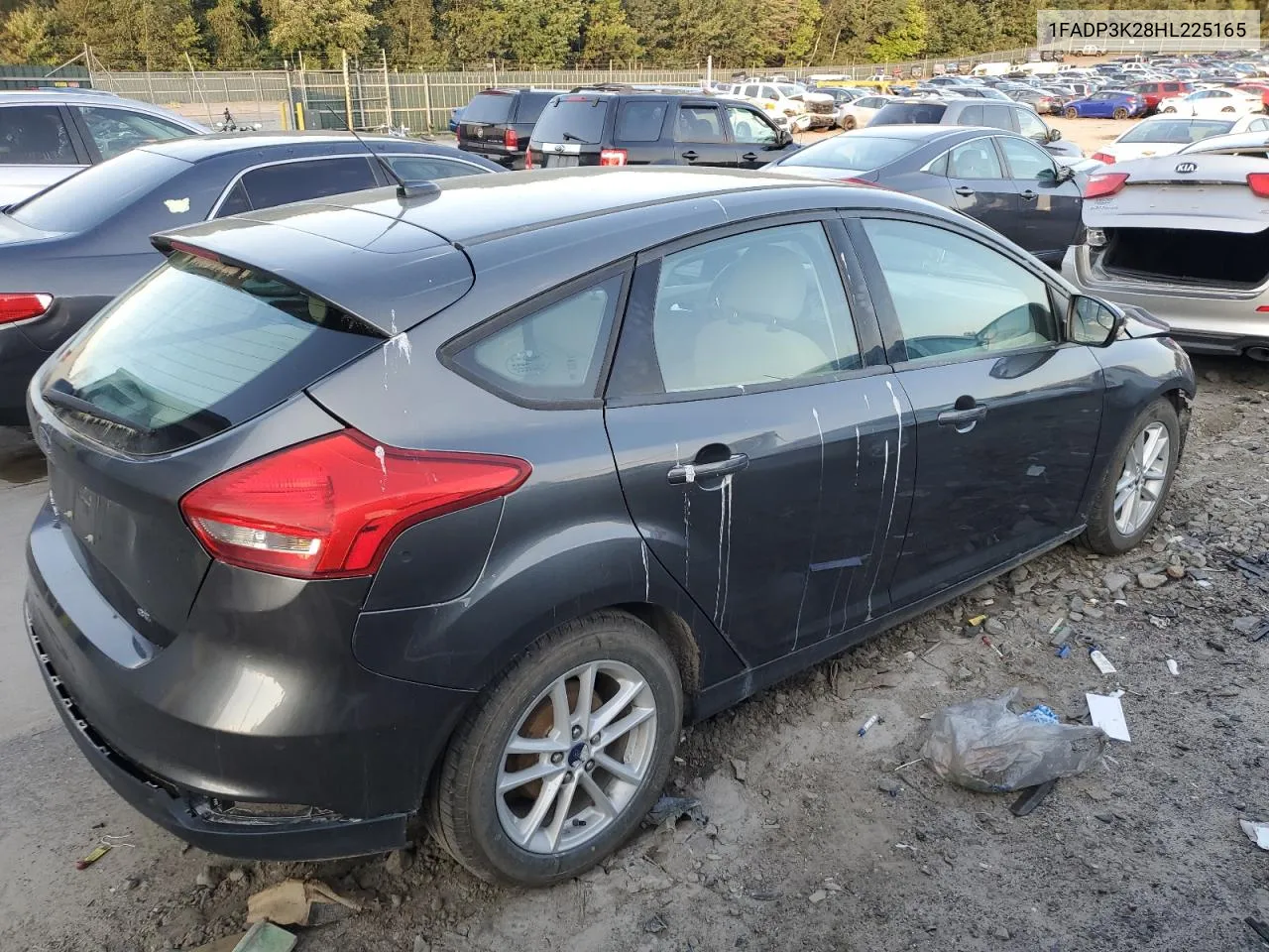 2017 Ford Focus Se VIN: 1FADP3K28HL225165 Lot: 70229724