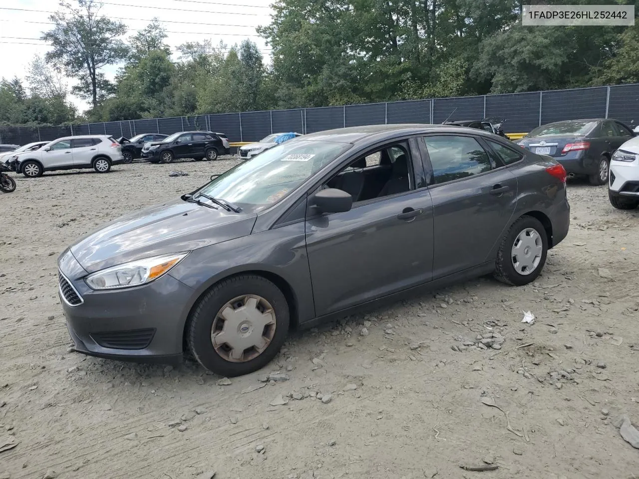 2017 Ford Focus S VIN: 1FADP3E26HL252442 Lot: 70368194