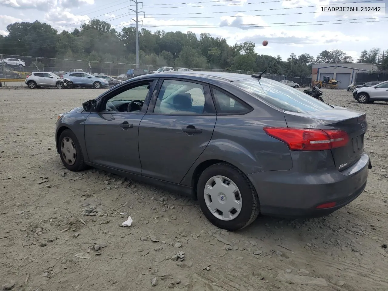 2017 Ford Focus S VIN: 1FADP3E26HL252442 Lot: 70368194