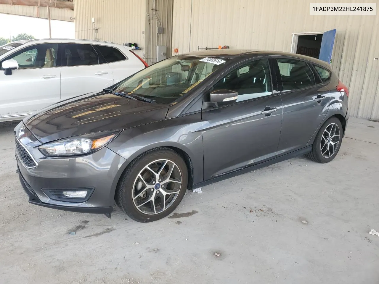 2017 Ford Focus Sel VIN: 1FADP3M22HL241875 Lot: 70392614