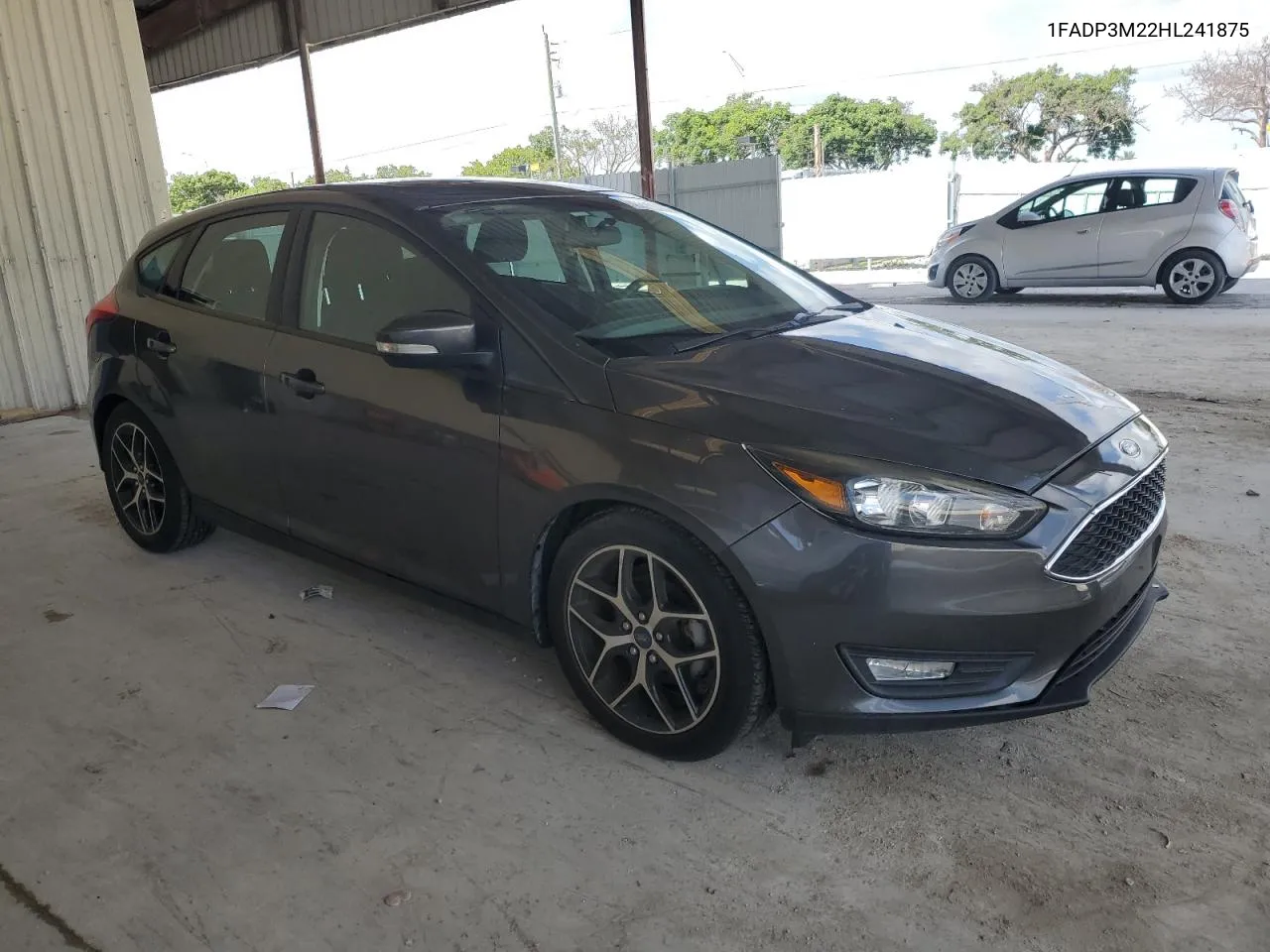 2017 Ford Focus Sel VIN: 1FADP3M22HL241875 Lot: 70392614