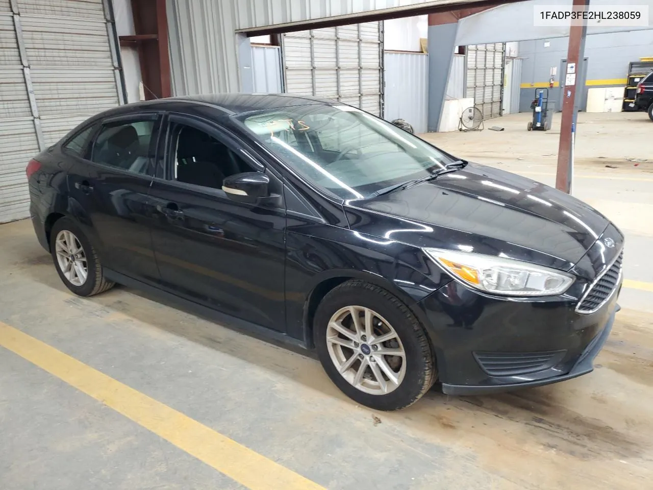 2017 Ford Focus Se VIN: 1FADP3FE2HL238059 Lot: 70525144