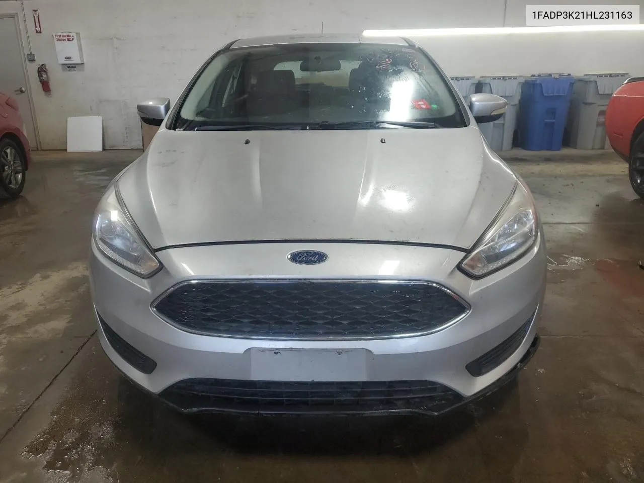 2017 Ford Focus Se VIN: 1FADP3K21HL231163 Lot: 71094684