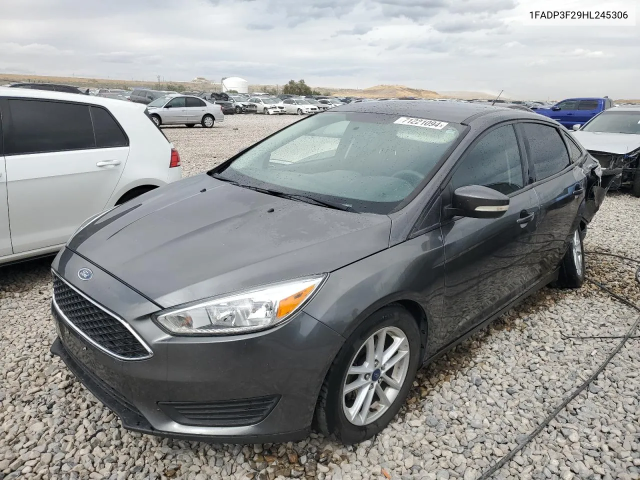 2017 Ford Focus Se VIN: 1FADP3F29HL245306 Lot: 71221094