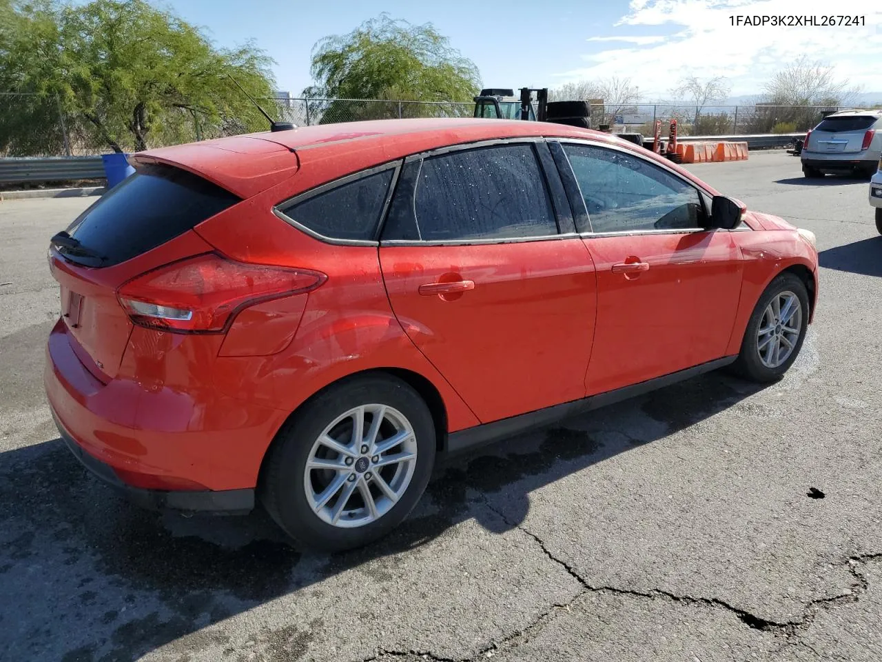 2017 Ford Focus Se VIN: 1FADP3K2XHL267241 Lot: 72436494