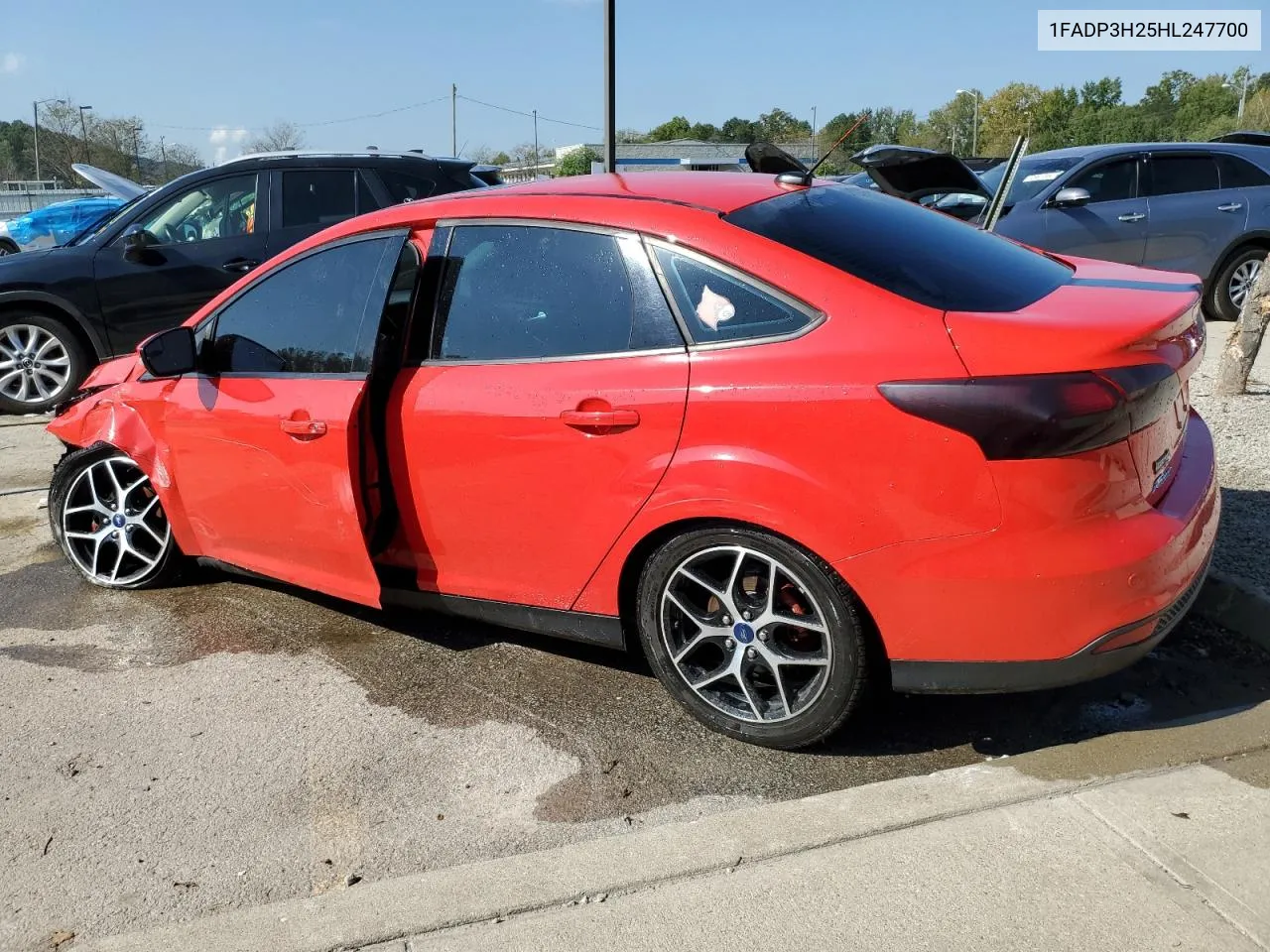 2017 Ford Focus Sel VIN: 1FADP3H25HL247700 Lot: 73014674