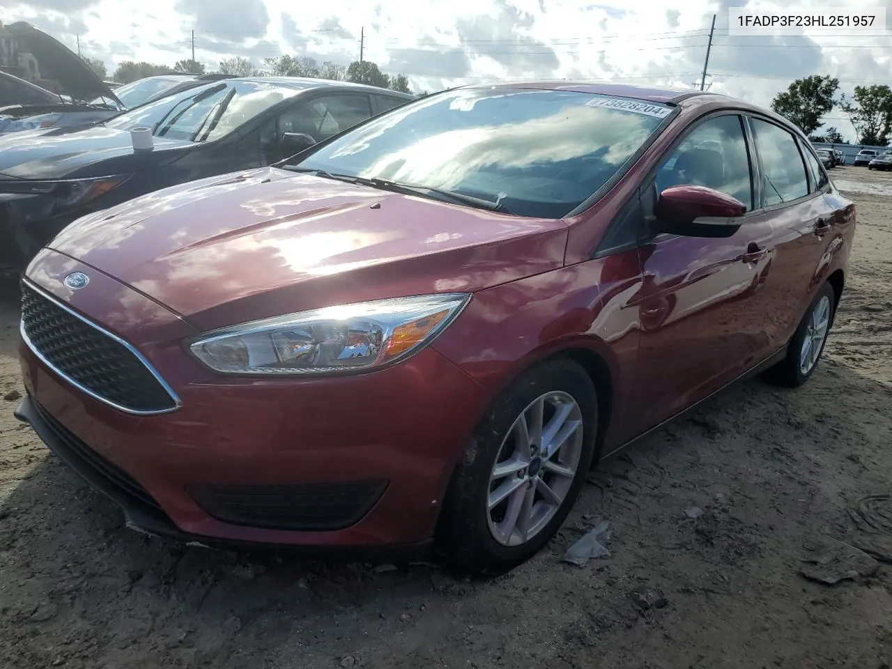 2017 Ford Focus Se VIN: 1FADP3F23HL251957 Lot: 73828204