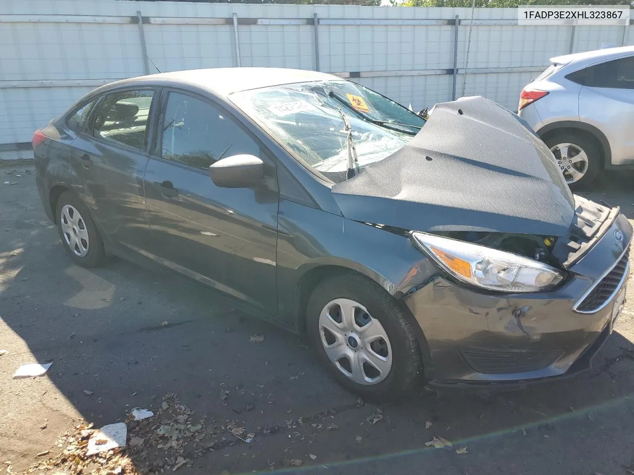 2017 Ford Focus S VIN: 1FADP3E2XHL323867 Lot: 74276424