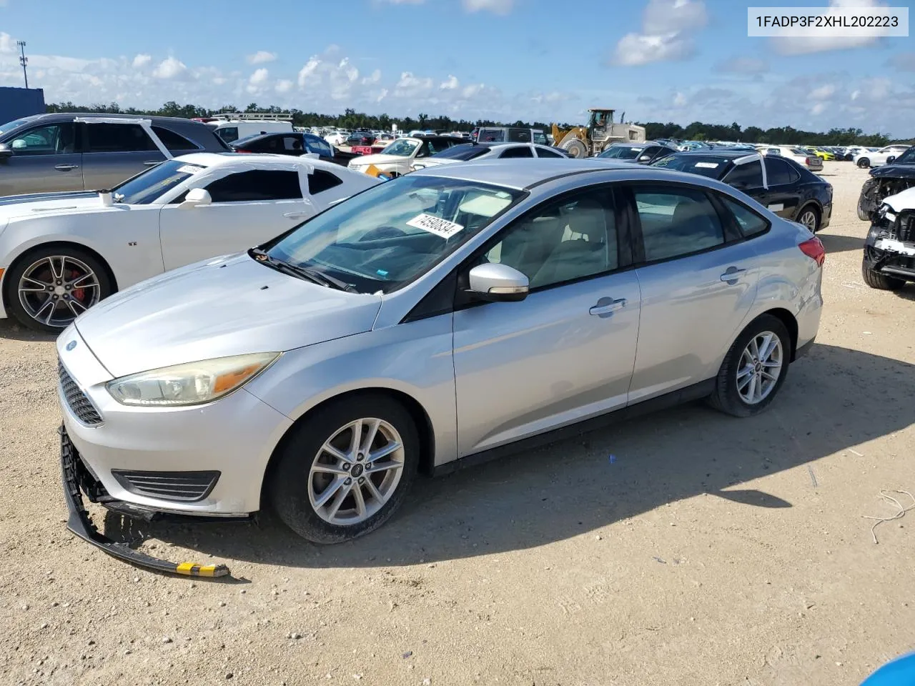 2017 Ford Focus Se VIN: 1FADP3F2XHL202223 Lot: 74590834