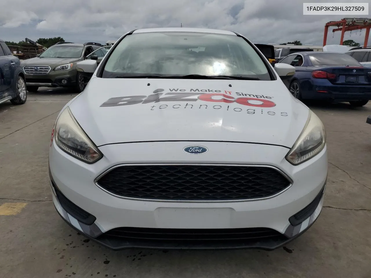 1FADP3K29HL327509 2017 Ford Focus Se