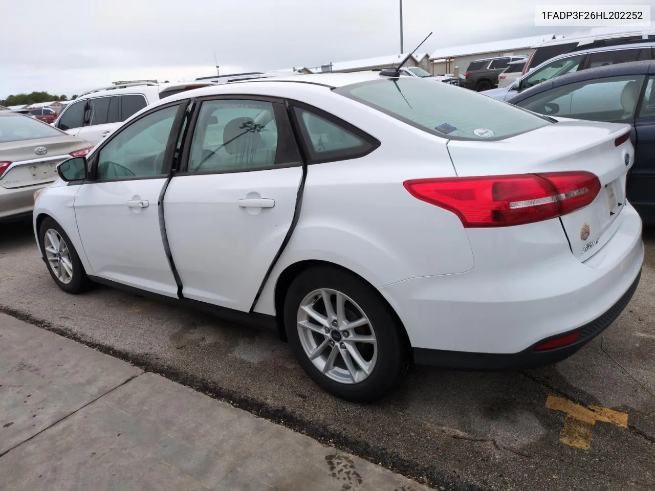 2017 Ford Focus Se VIN: 1FADP3F26HL202252 Lot: 74888564