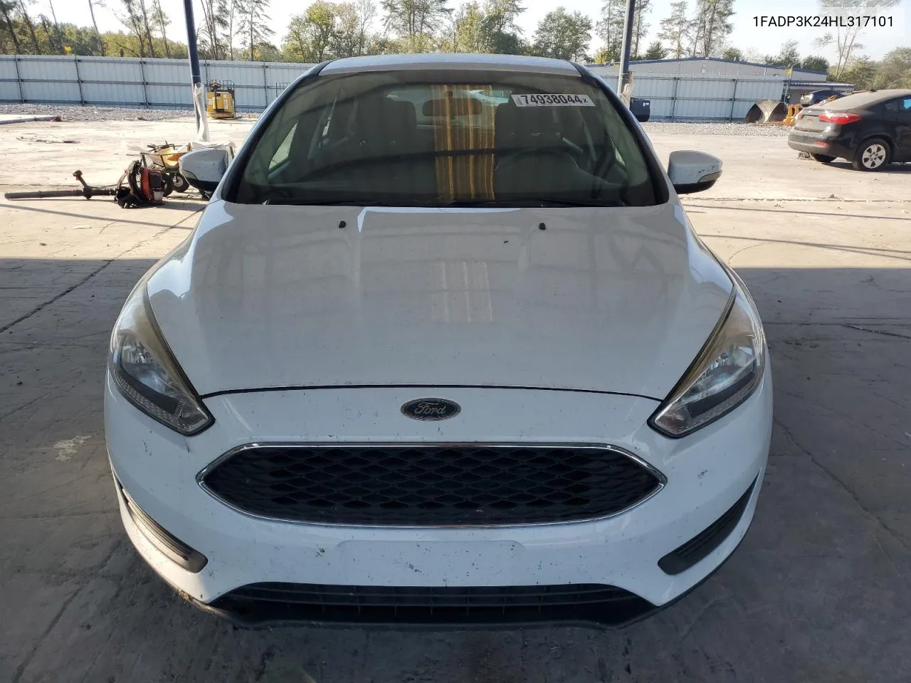 2017 Ford Focus Se VIN: 1FADP3K24HL317101 Lot: 74938044