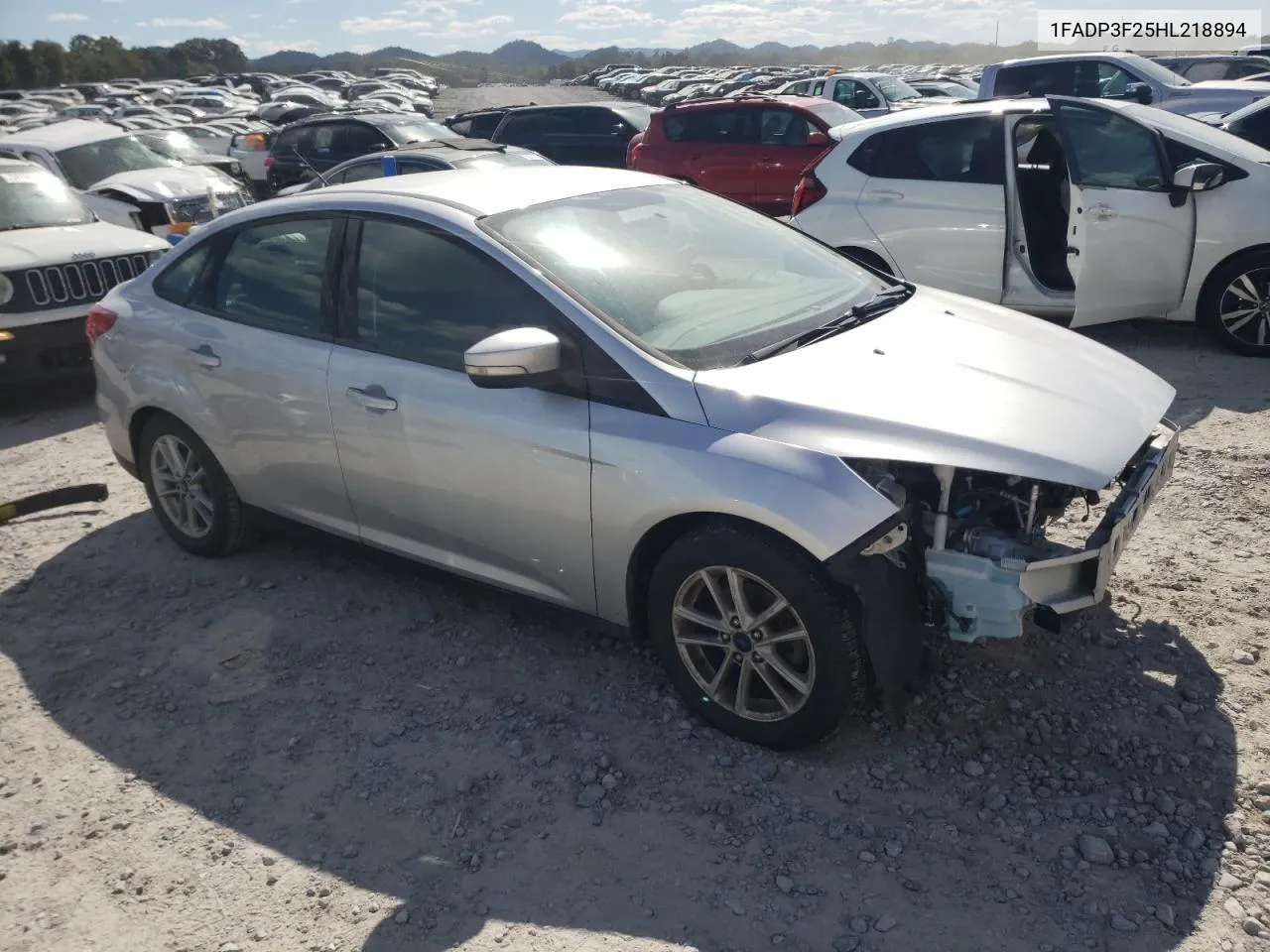 2017 Ford Focus Se VIN: 1FADP3F25HL218894 Lot: 75939514