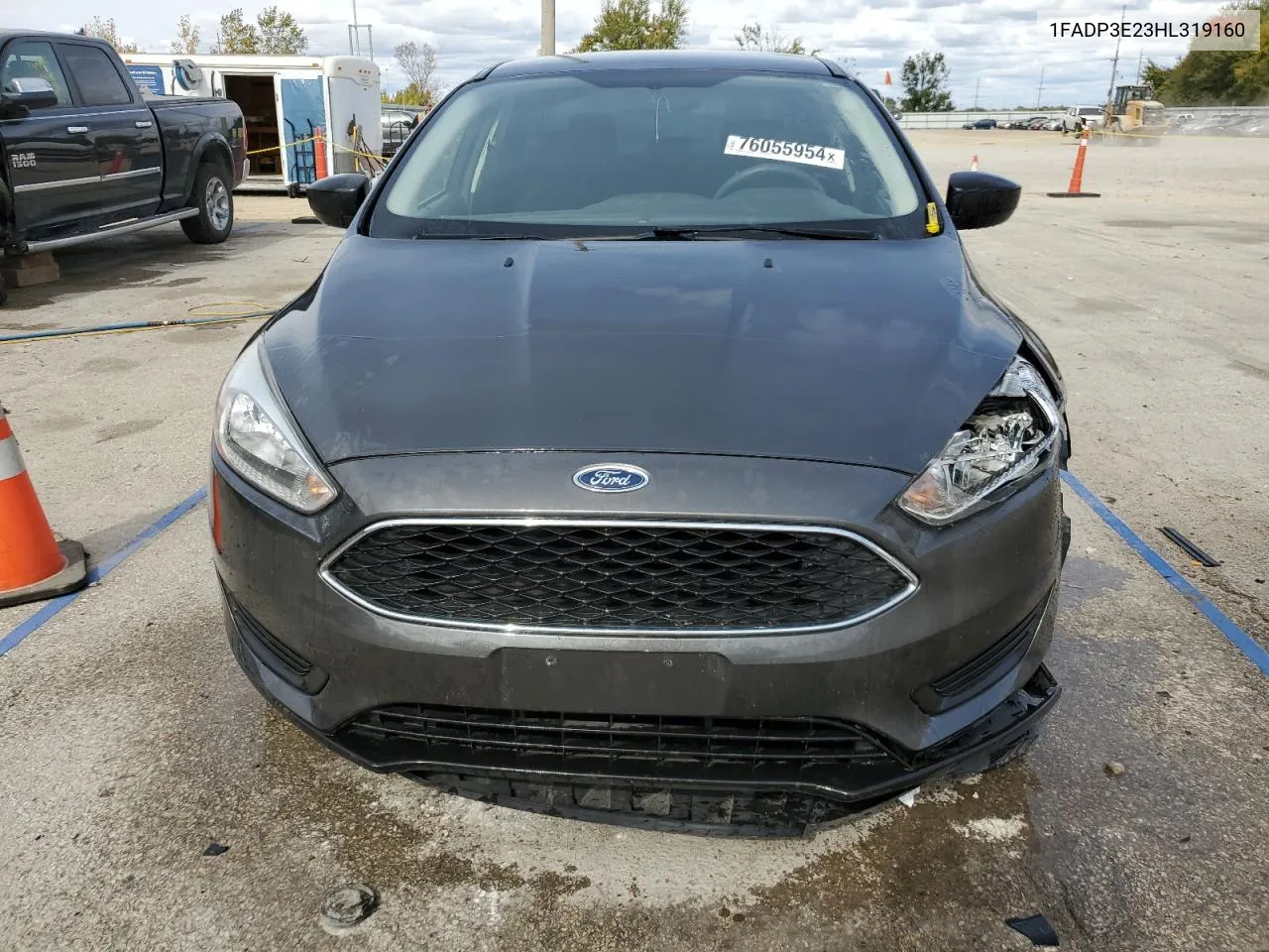 2017 Ford Focus S VIN: 1FADP3E23HL319160 Lot: 76055954