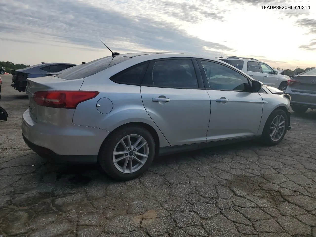 2017 Ford Focus Se VIN: 1FADP3F20HL320314 Lot: 76415024