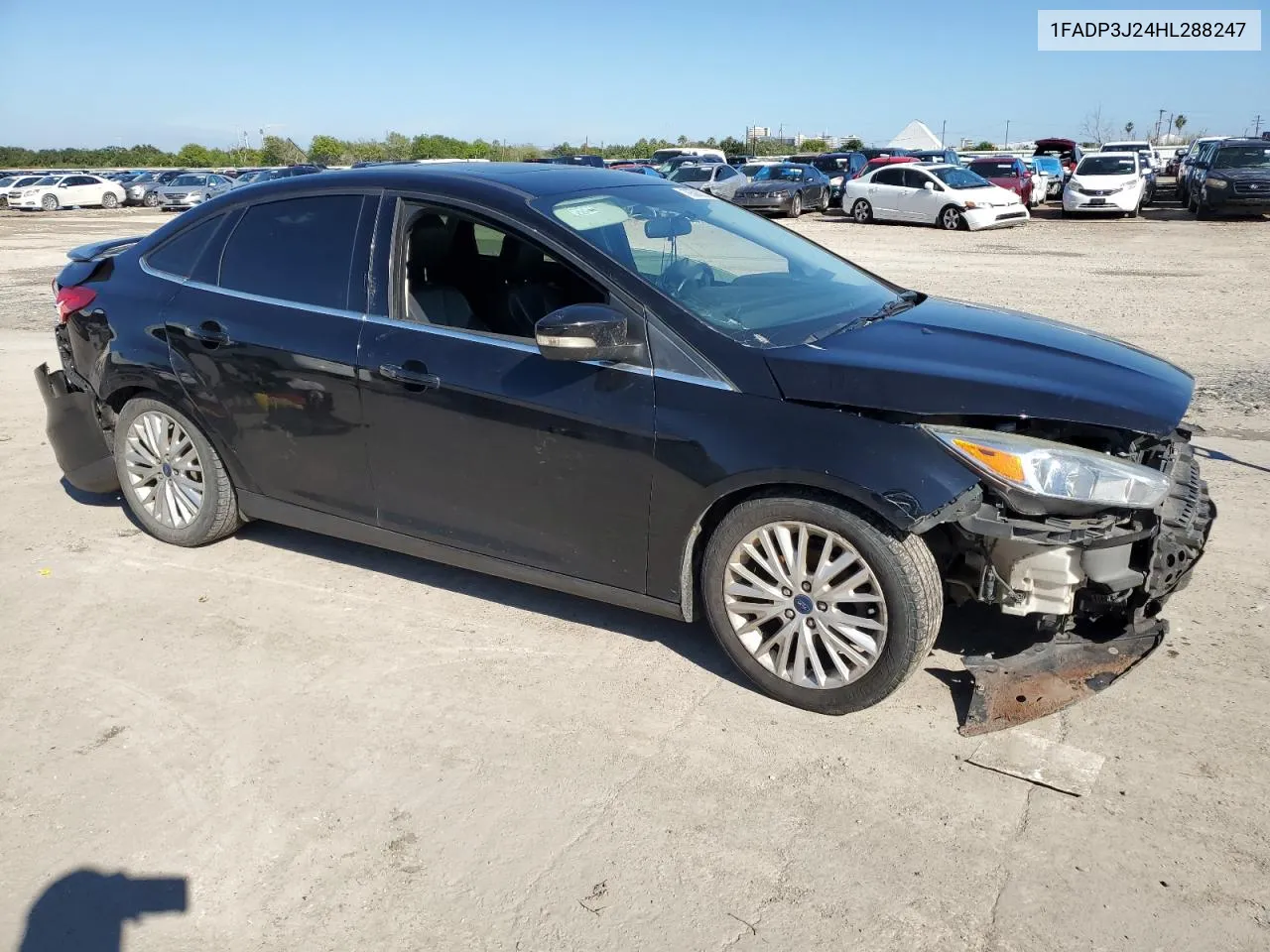 1FADP3J24HL288247 2017 Ford Focus Titanium