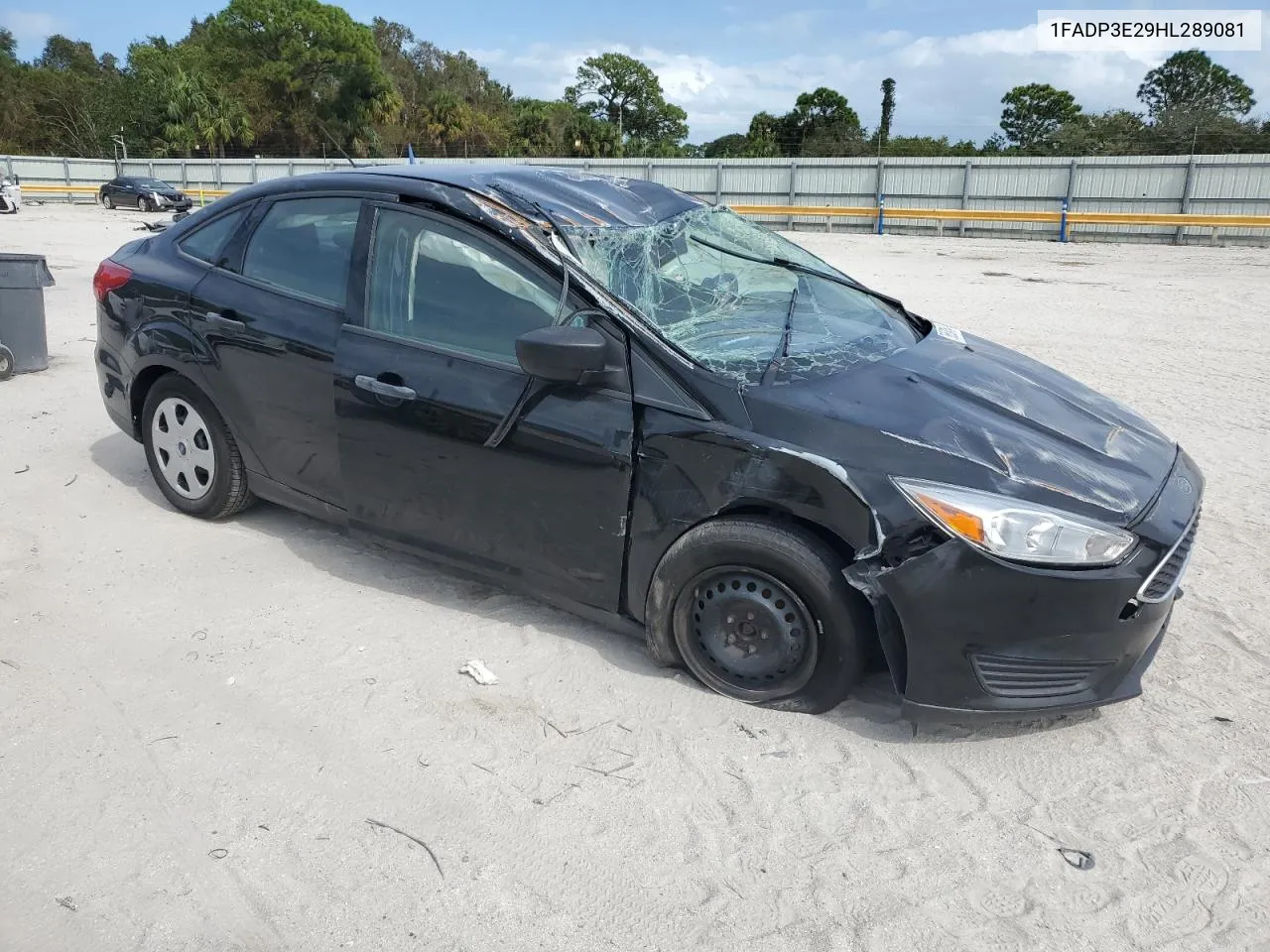 2017 Ford Focus S VIN: 1FADP3E29HL289081 Lot: 76608484