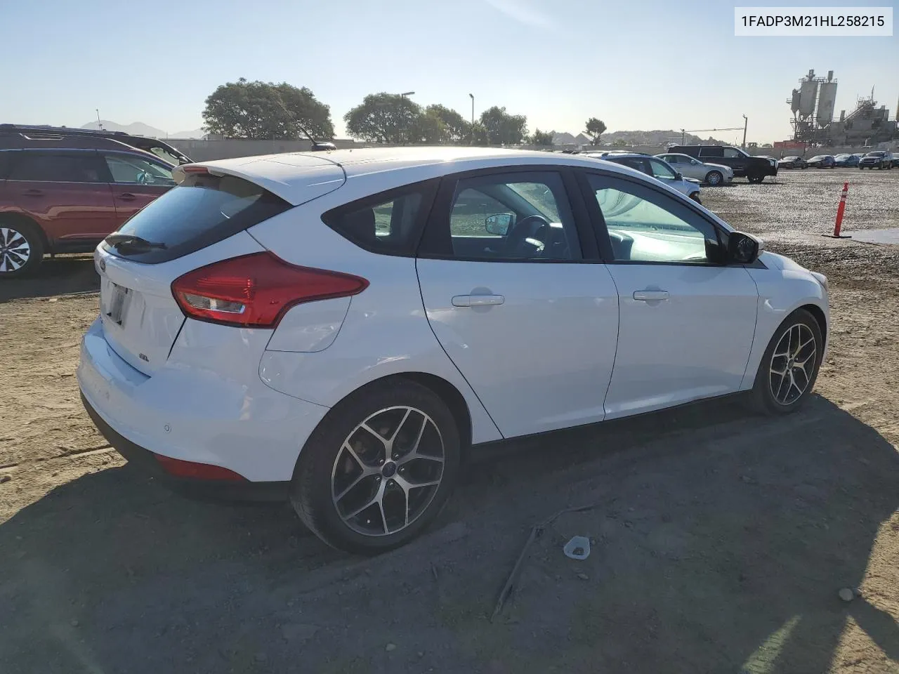 2017 Ford Focus Sel VIN: 1FADP3M21HL258215 Lot: 77042584