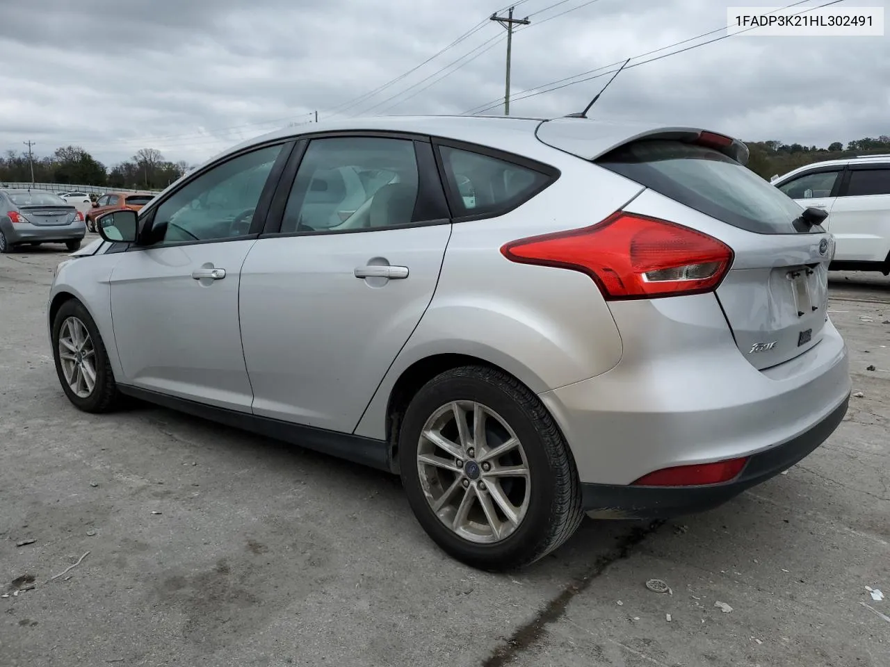 2017 Ford Focus Se VIN: 1FADP3K21HL302491 Lot: 79853664