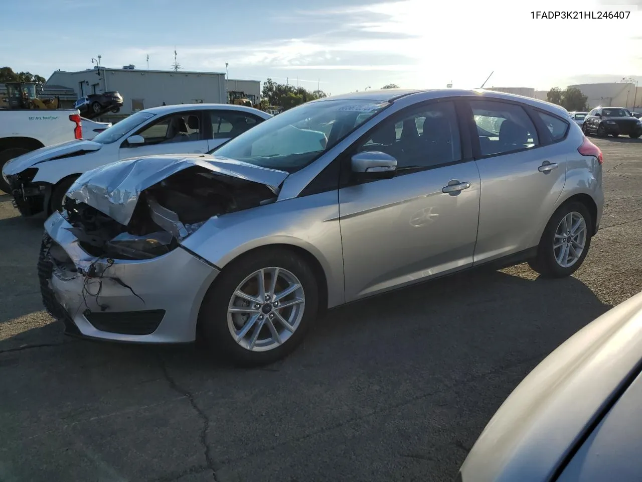 2017 Ford Focus Se VIN: 1FADP3K21HL246407 Lot: 80567594