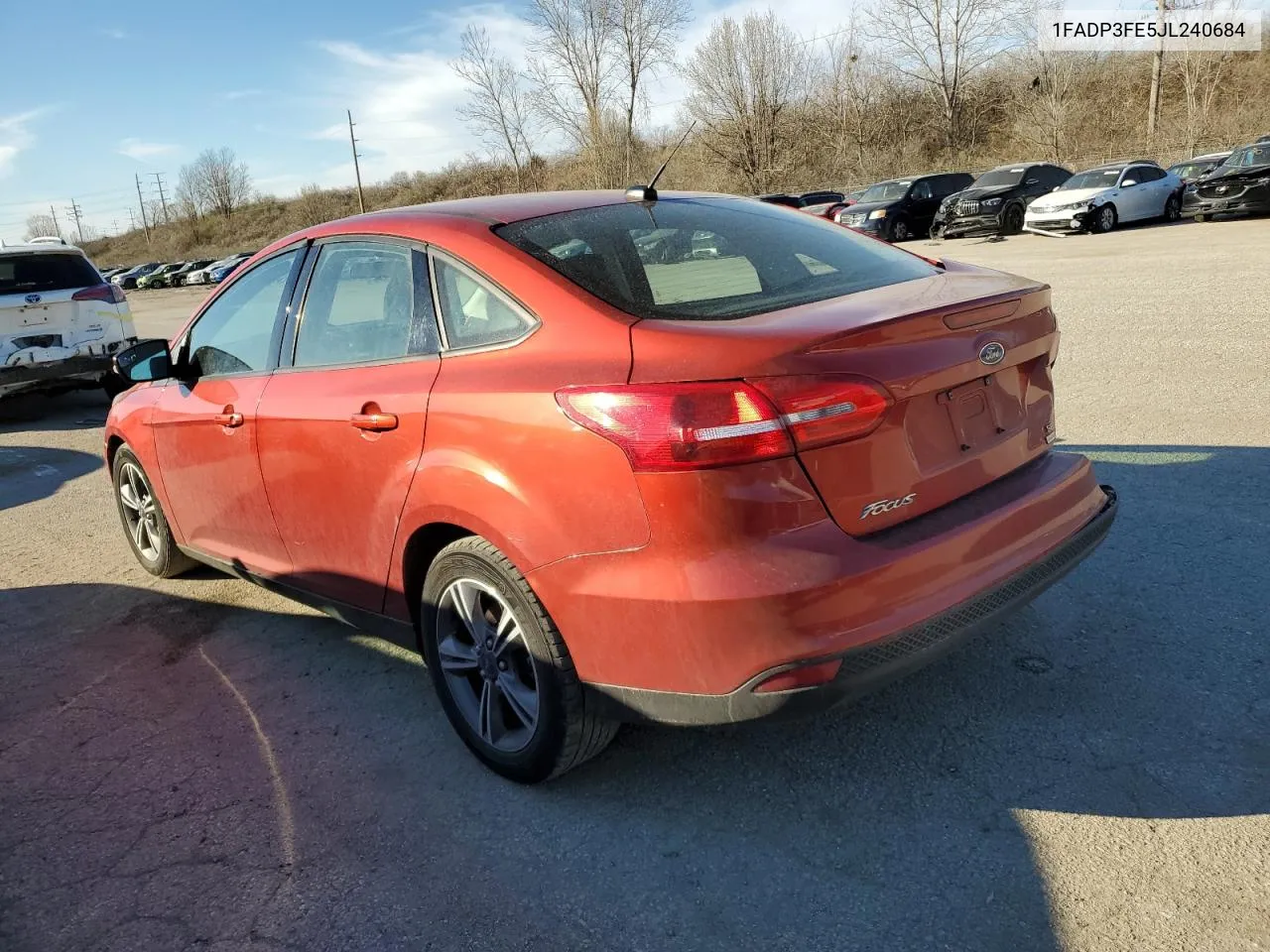 2018 Ford Focus Se VIN: 1FADP3FE5JL240684 Lot: 45767874