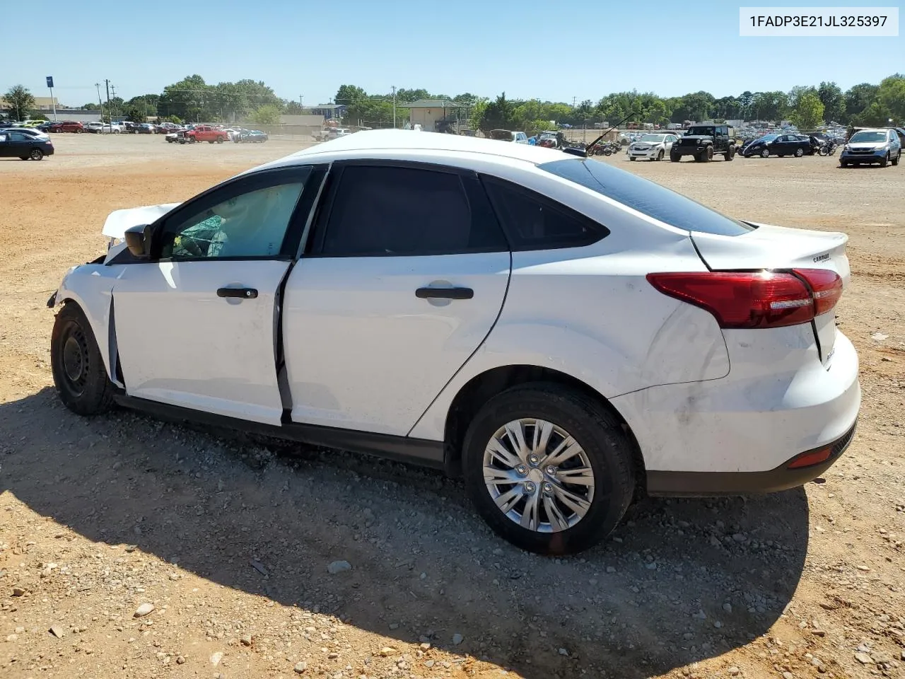 2018 Ford Focus S VIN: 1FADP3E21JL325397 Lot: 61058424