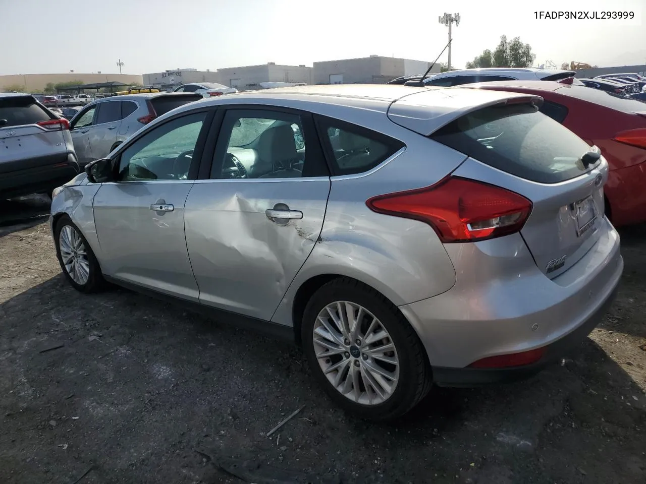 1FADP3N2XJL293999 2018 Ford Focus Titanium