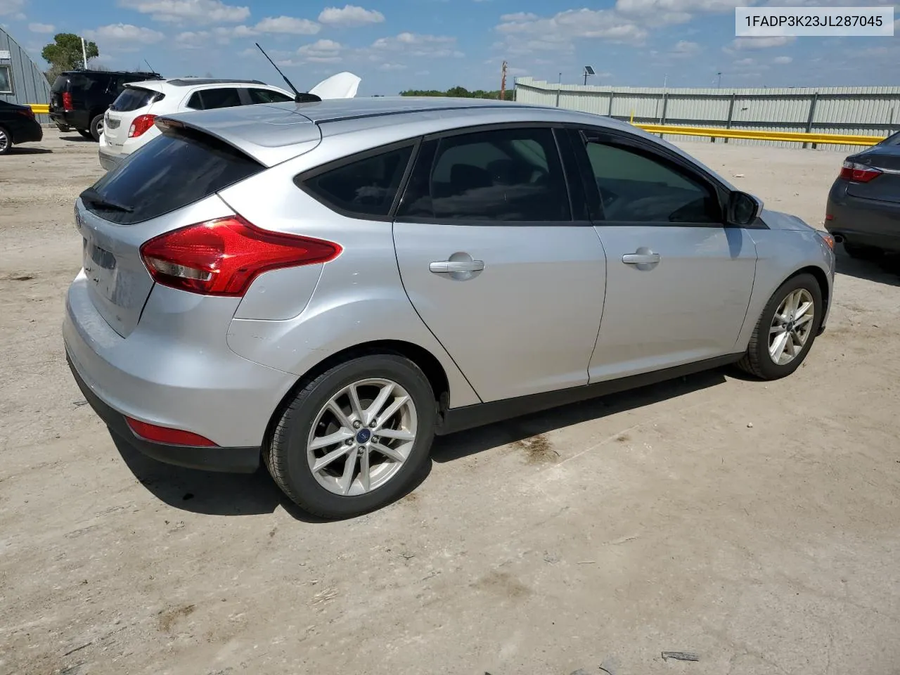 1FADP3K23JL287045 2018 Ford Focus Se