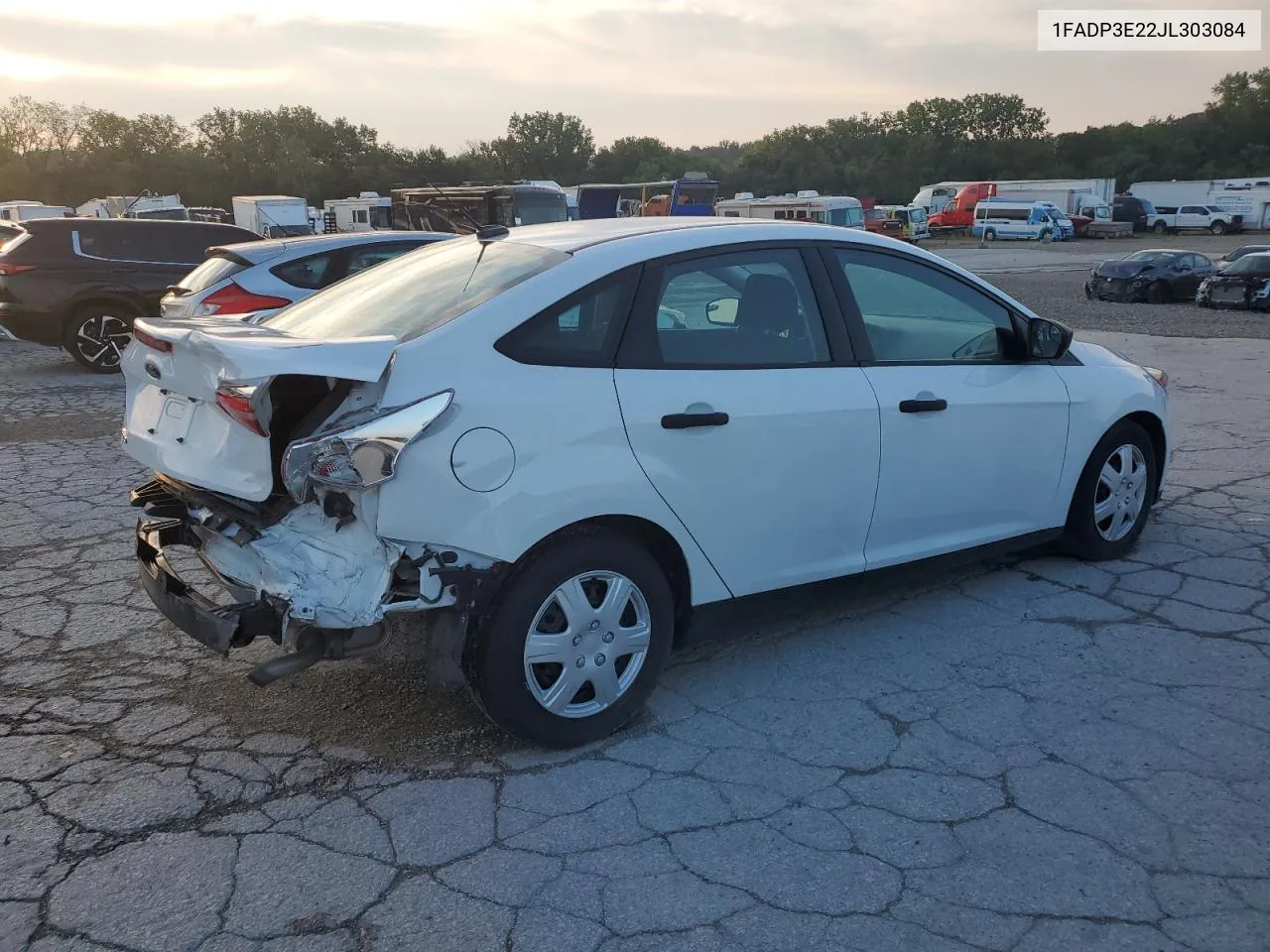 2018 Ford Focus S VIN: 1FADP3E22JL303084 Lot: 70468194