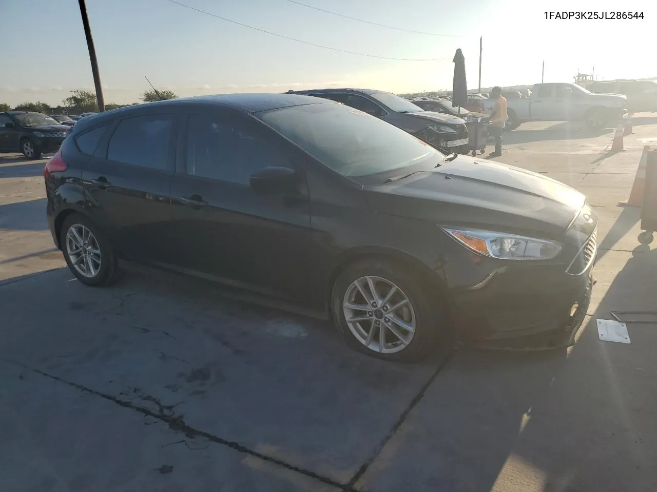 2018 Ford Focus Se VIN: 1FADP3K25JL286544 Lot: 70634974