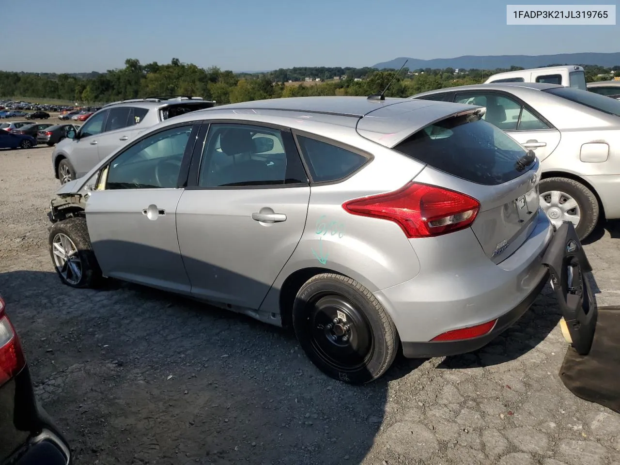 2018 Ford Focus Se VIN: 1FADP3K21JL319765 Lot: 70880324