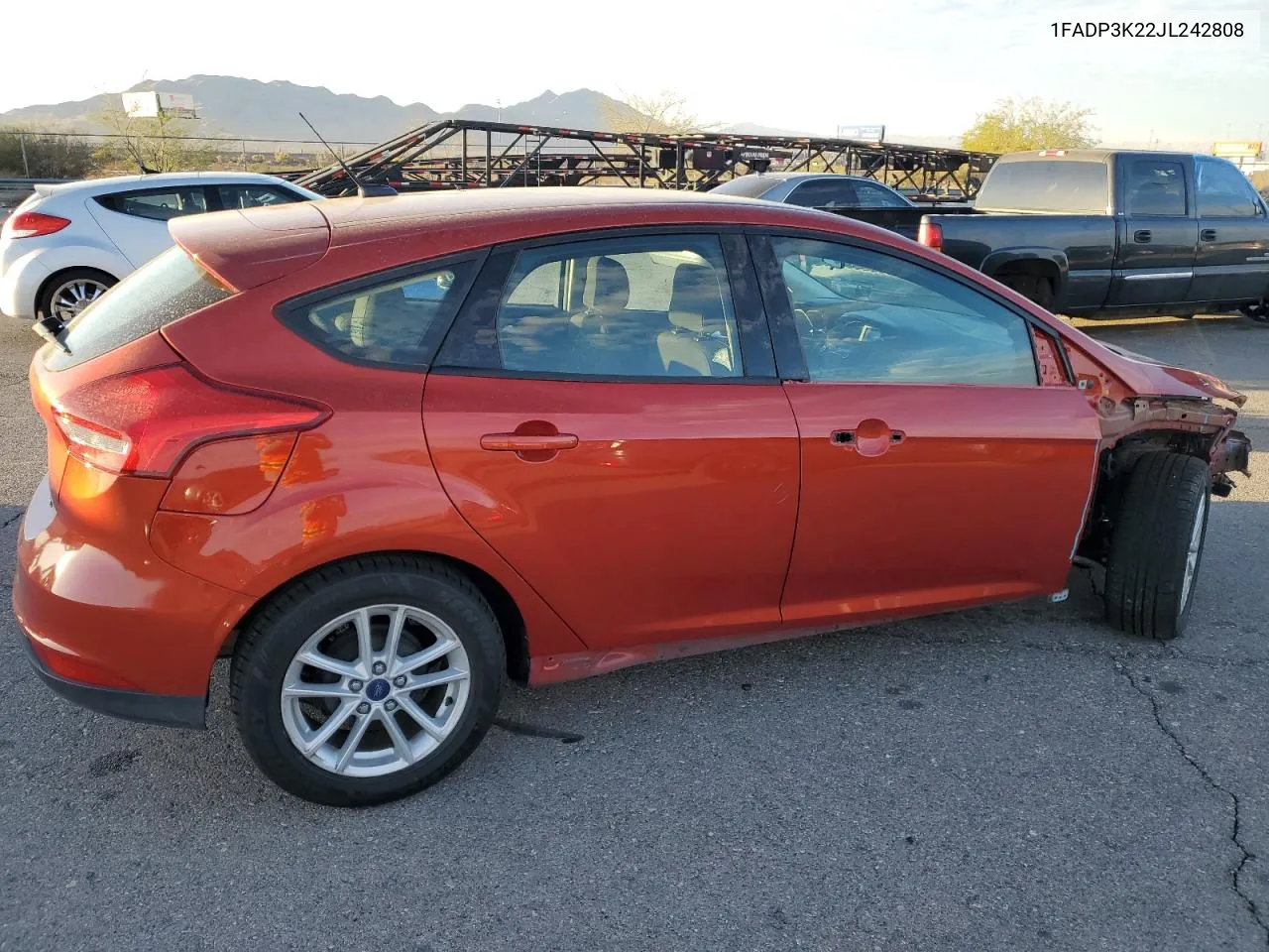 1FADP3K22JL242808 2018 Ford Focus Se