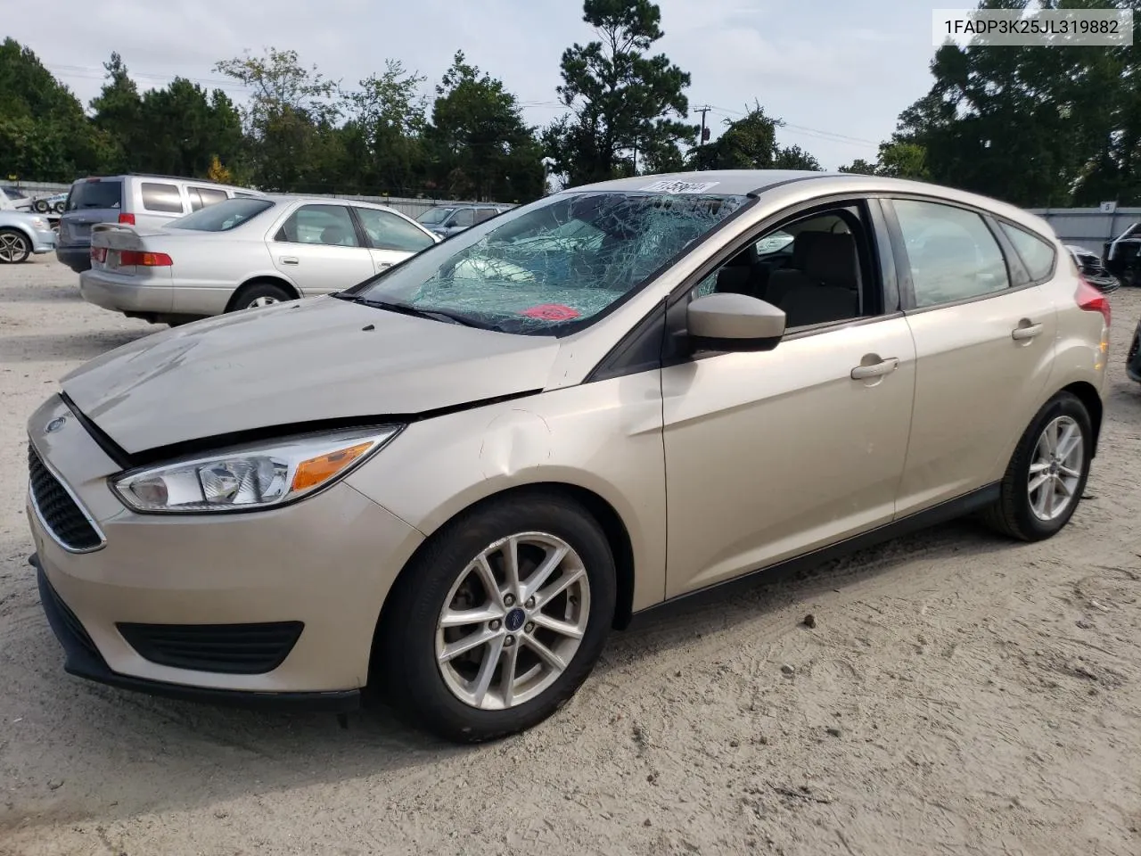 2018 Ford Focus Se VIN: 1FADP3K25JL319882 Lot: 71158694