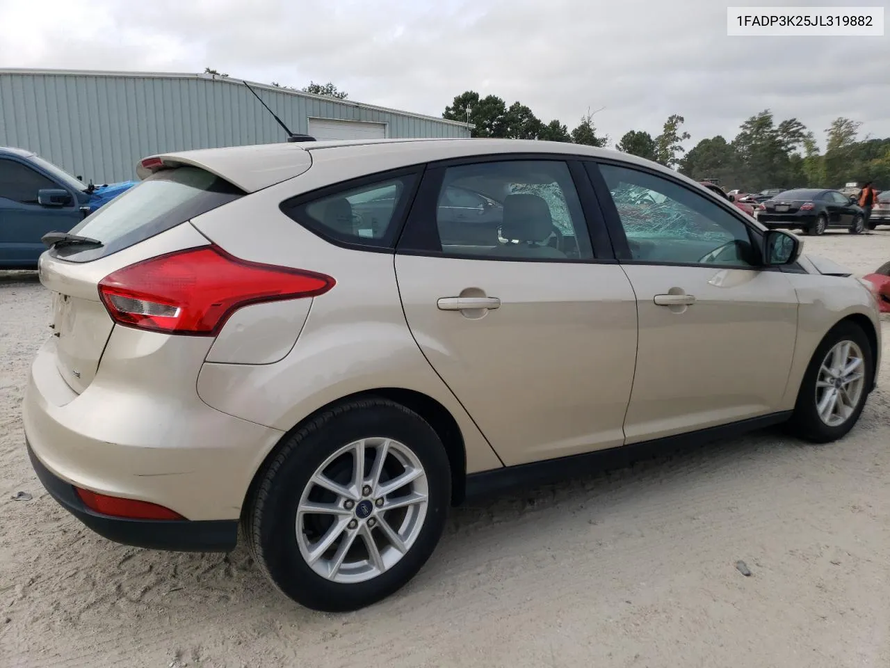 2018 Ford Focus Se VIN: 1FADP3K25JL319882 Lot: 71158694