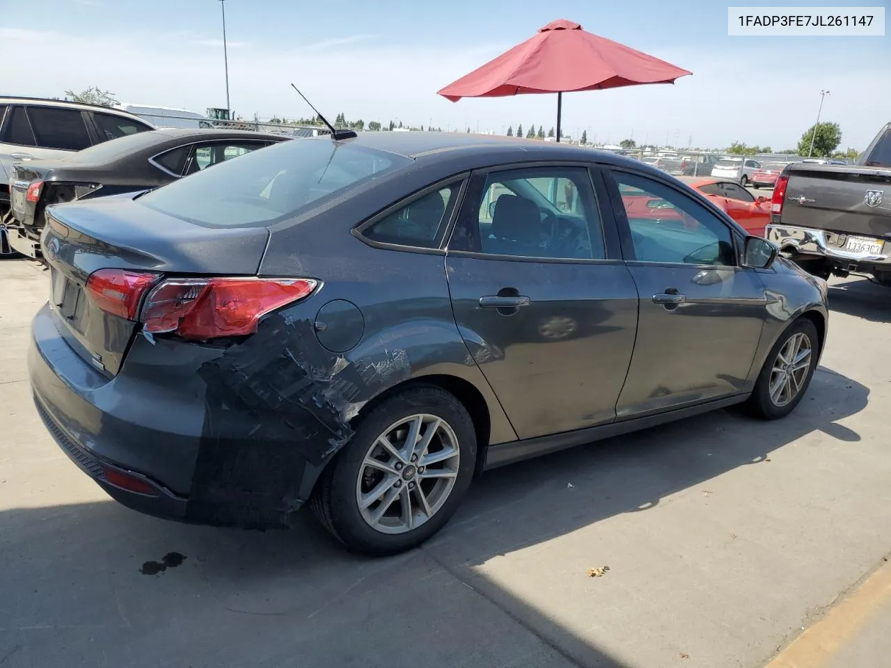 2018 Ford Focus Se VIN: 1FADP3FE7JL261147 Lot: 71319684