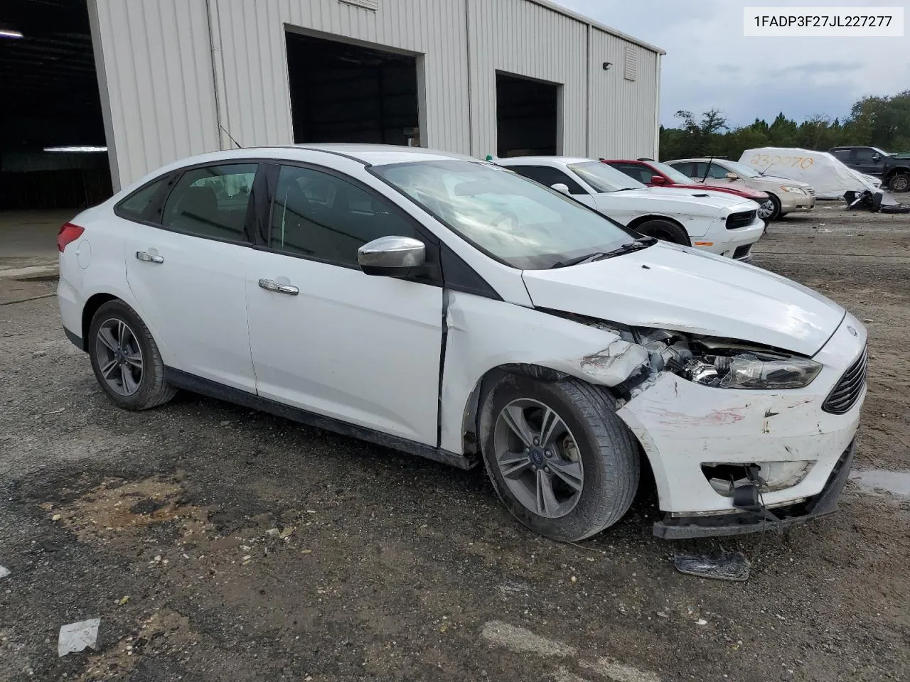 2018 Ford Focus Se VIN: 1FADP3F27JL227277 Lot: 72049854