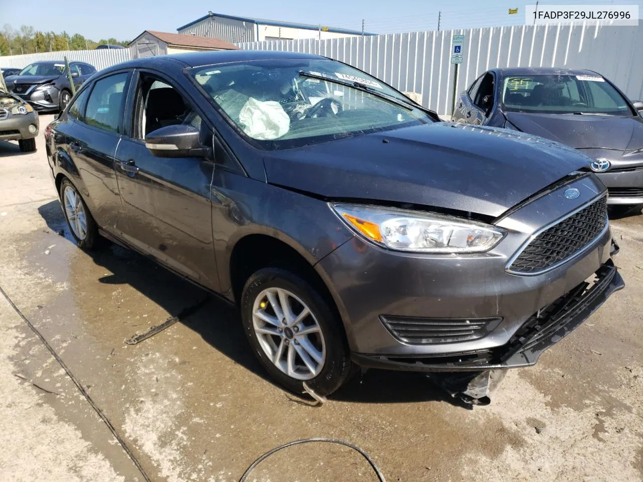 1FADP3F29JL276996 2018 Ford Focus Se