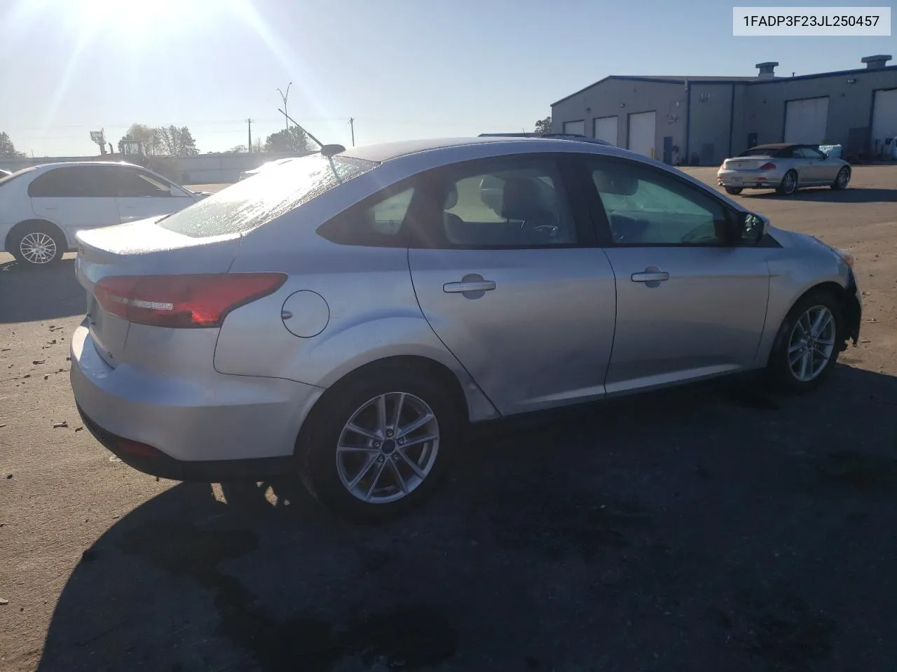 2018 Ford Focus Se VIN: 1FADP3F23JL250457 Lot: 76384534