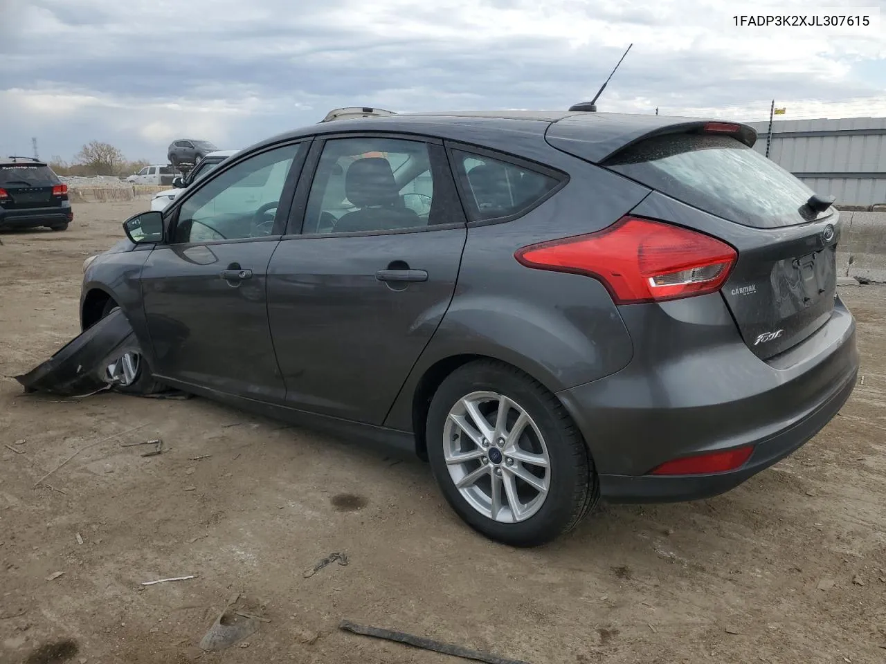 2018 Ford Focus Se VIN: 1FADP3K2XJL307615 Lot: 77149534