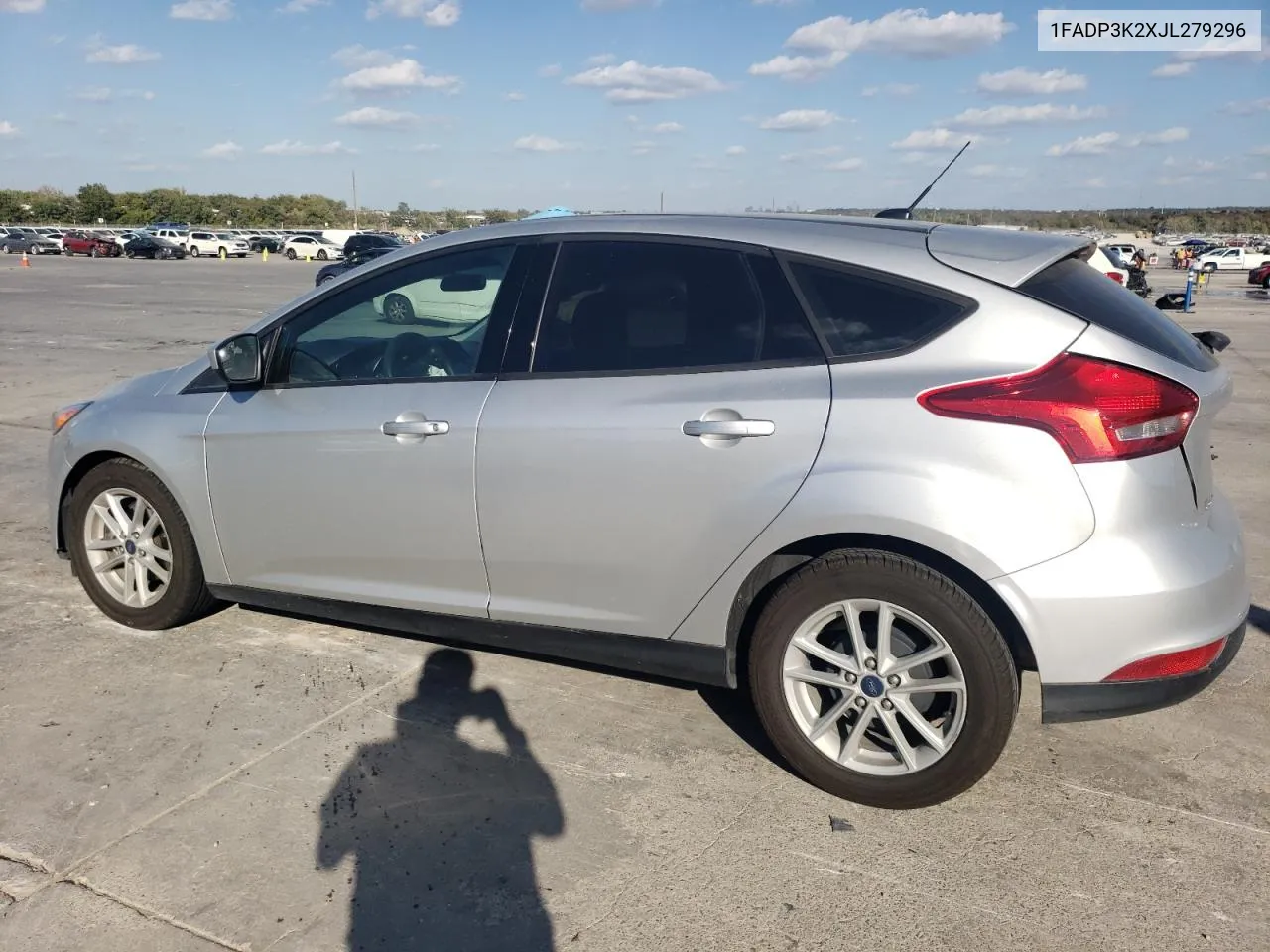 2018 Ford Focus Se VIN: 1FADP3K2XJL279296 Lot: 77615784