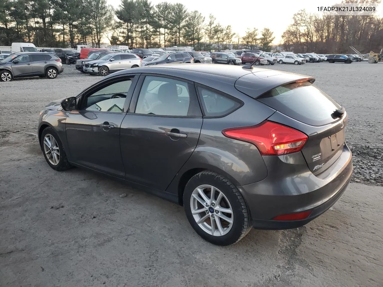 1FADP3K21JL324089 2018 Ford Focus Se