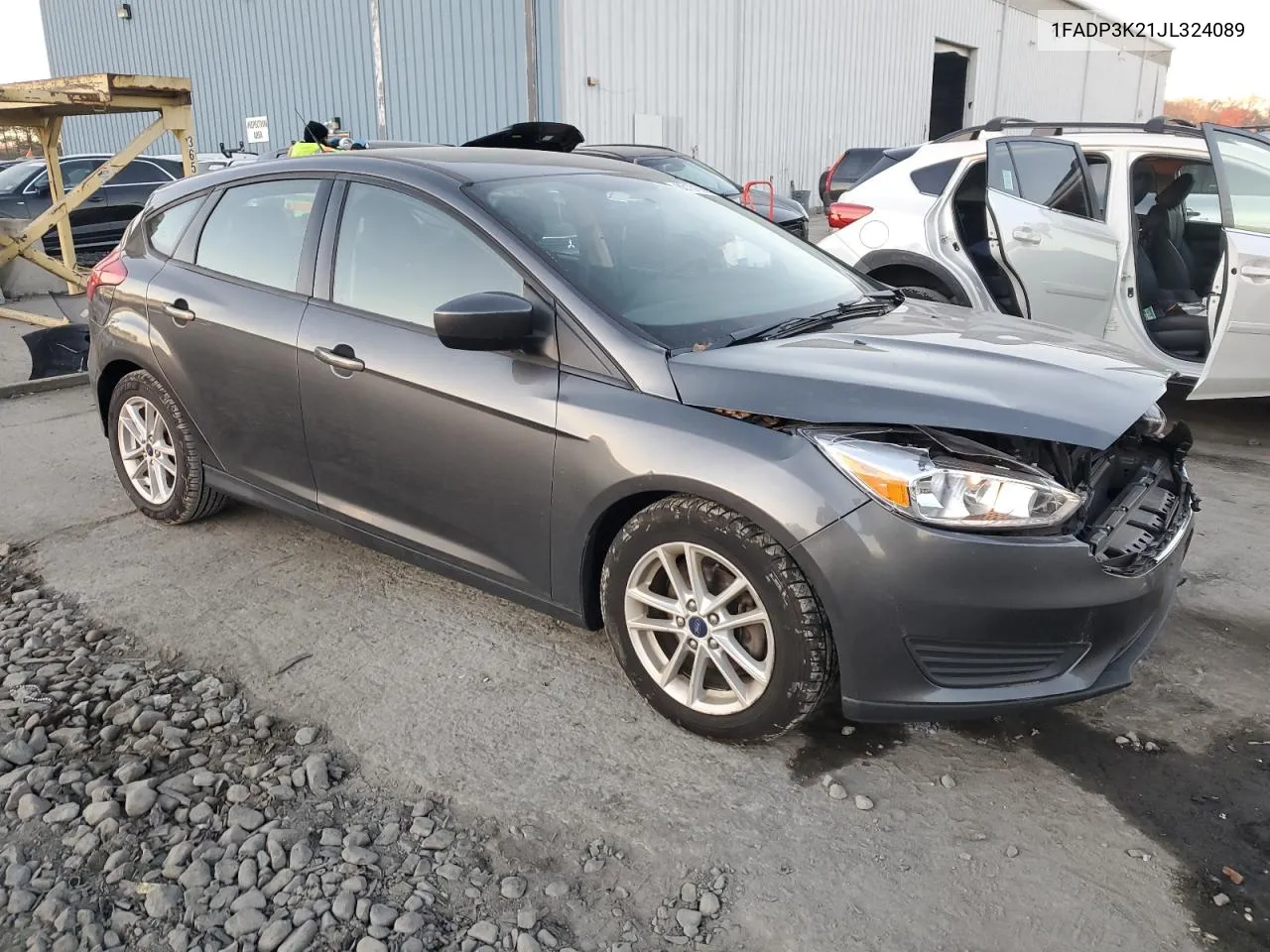 1FADP3K21JL324089 2018 Ford Focus Se