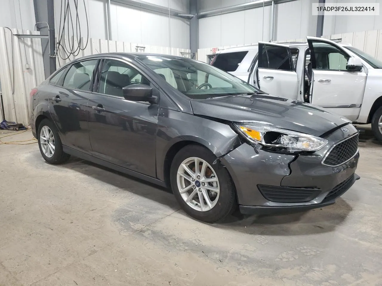 2018 Ford Focus Se VIN: 1FADP3F26JL322414 Lot: 81111064