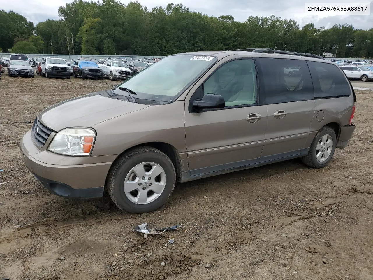 2005 Ford Freestar Ses VIN: 2FMZA576X5BA88617 Lot: 71267764